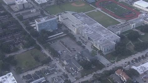 lamar lockdown|lamar high school bomb threat.